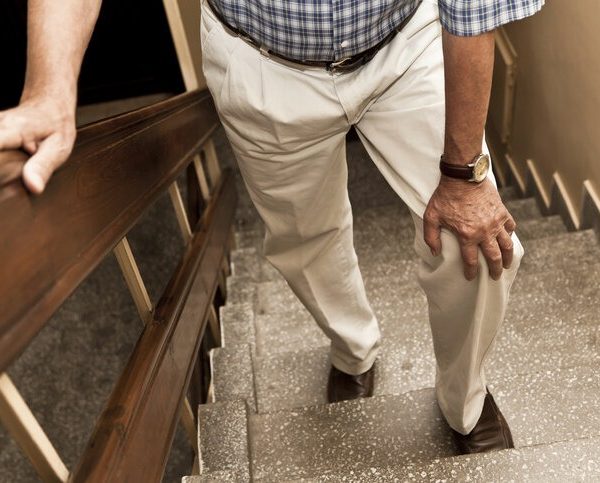 Diz Eklem Ameliyatı Sonrası Merdiven Kullanımı